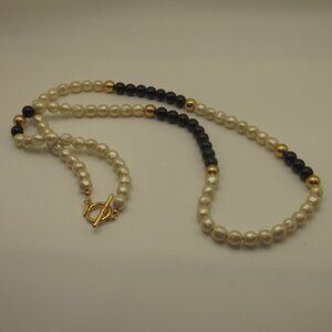 Dell'Olio Faux Pearl Necklace